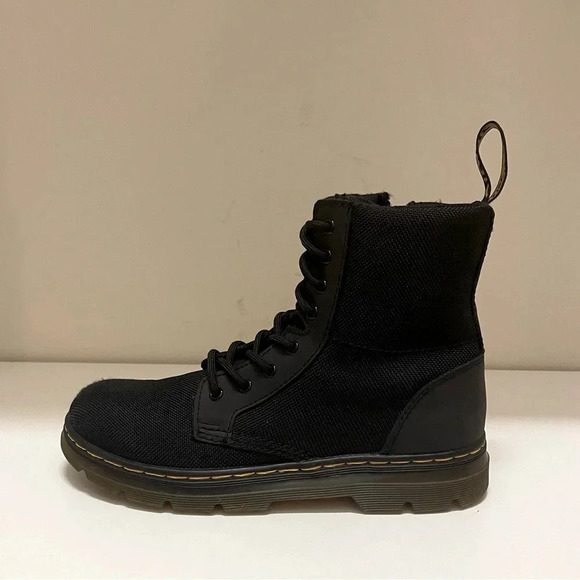 DR MARTENS JUNIOR COMBS EXTRA TOUGH POLY CASUAL BOOTS back to school - Picture 7 of 10
